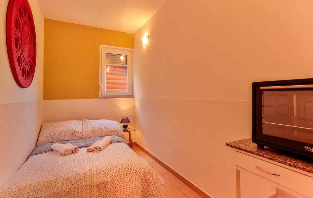 Apartments Dora Victoria Dream 梅杜林 外观 照片