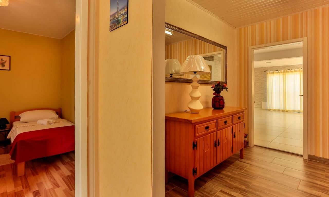 Apartments Dora Victoria Dream 梅杜林 外观 照片