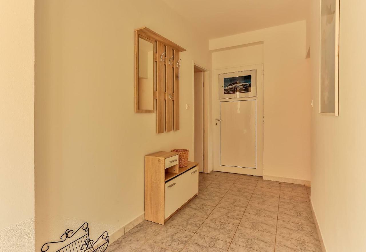 Apartments Dora Victoria Dream 梅杜林 外观 照片