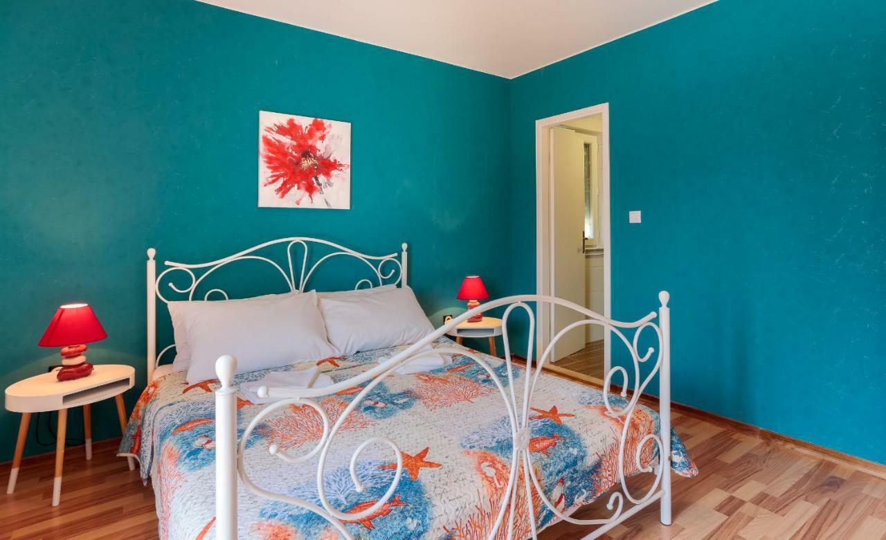 Apartments Dora Victoria Dream 梅杜林 外观 照片