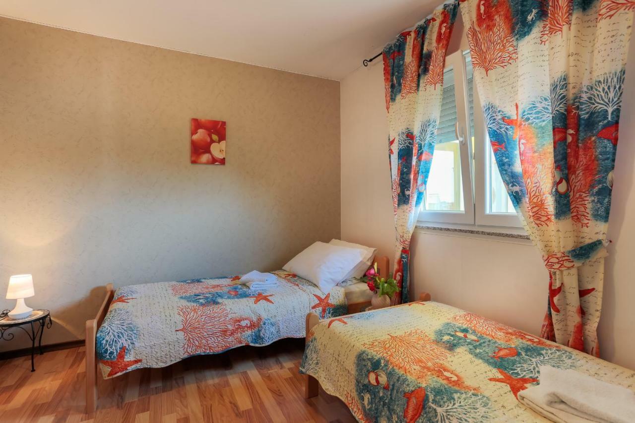 Apartments Dora Victoria Dream 梅杜林 外观 照片